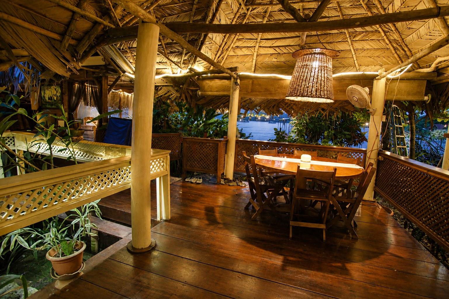 Covered living area